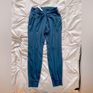 Lululemon ready to rulu joggers